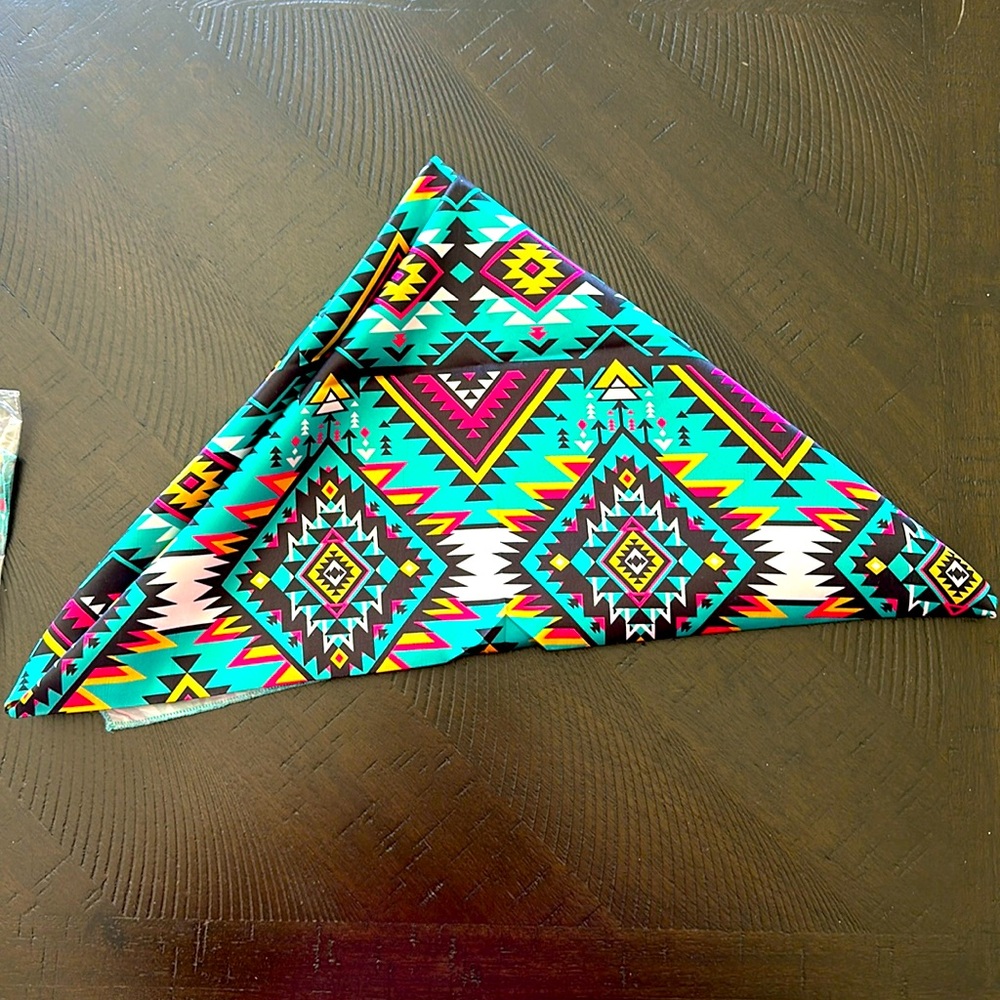 Aztec Wild Rag - Picture 2 of 3